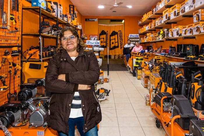 Pro Mujer Argentina Carmen Bravo - Hardware Shop